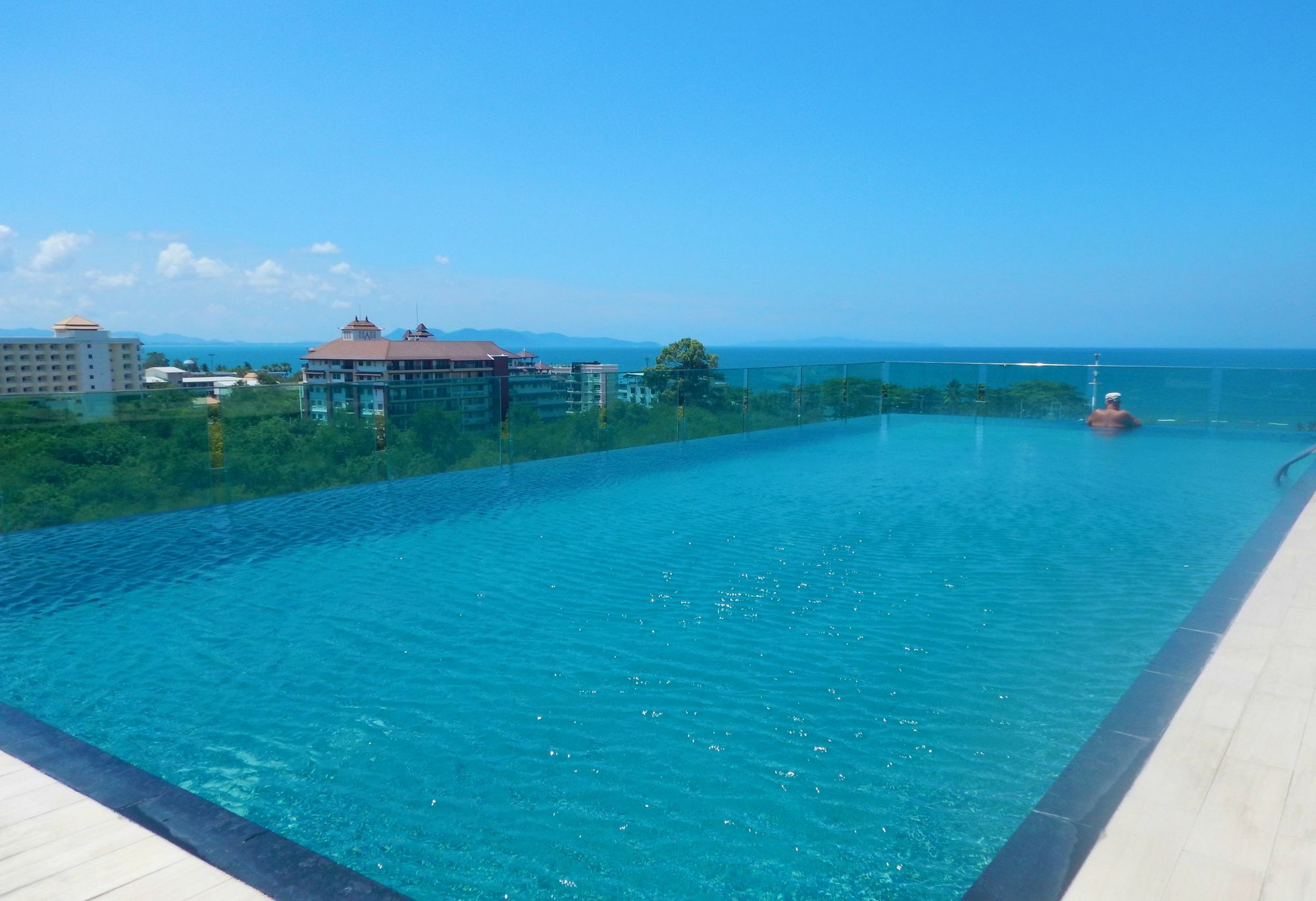 Acqua - 100 Meters From Jomtien Beach Pattaya Luaran gambar