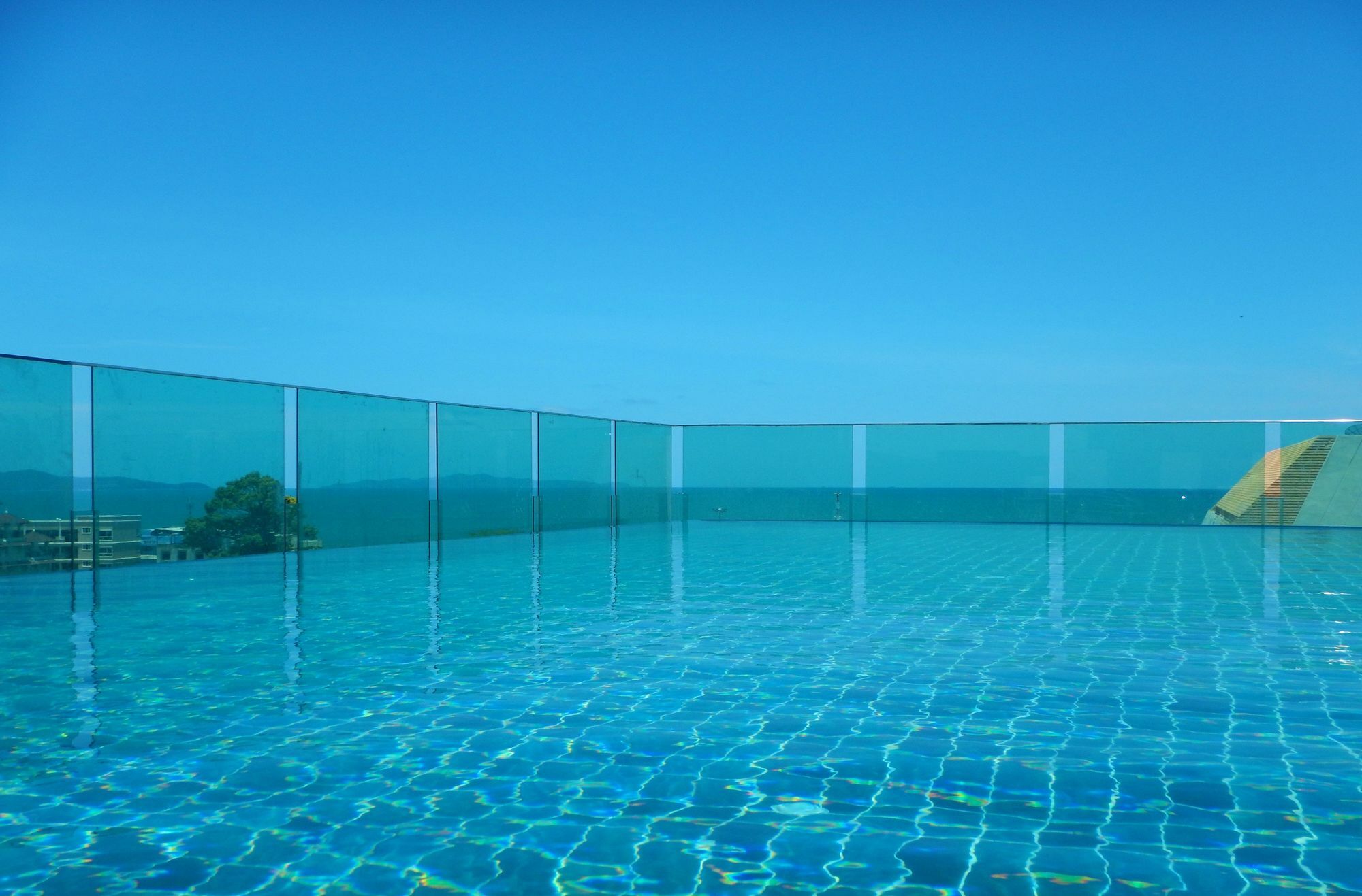 Acqua - 100 Meters From Jomtien Beach Pattaya Luaran gambar