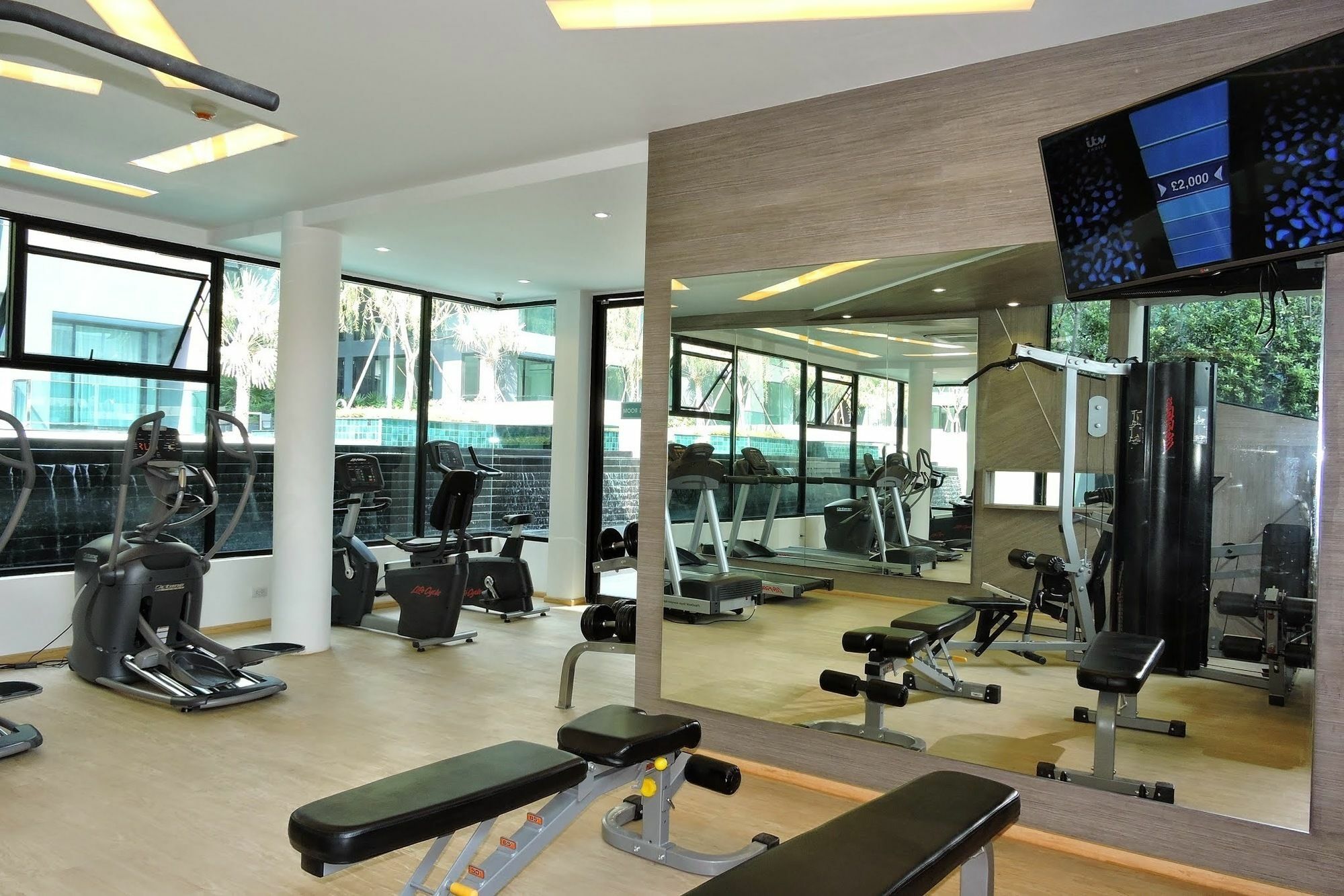 Acqua - 100 Meters From Jomtien Beach Pattaya Luaran gambar